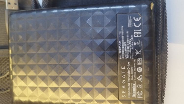 هارد اکسترنال سیگیت مدل Seagate Expansion Portable ظرفیت 1 ترابایت باکس اورجینال ( استوک )