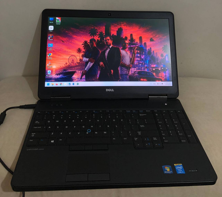 لپ تاپ Dell E5540